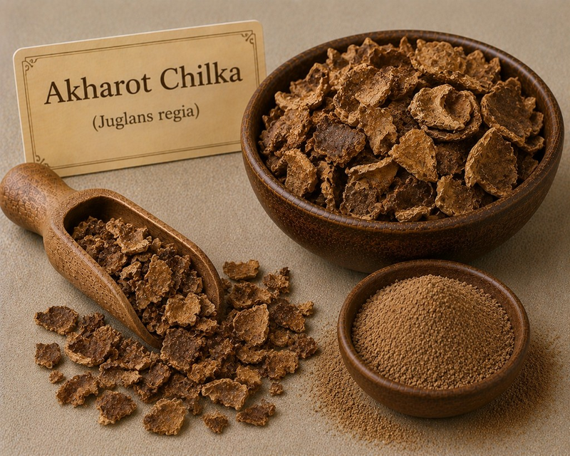 Akharot Chilka (Juglans regia)